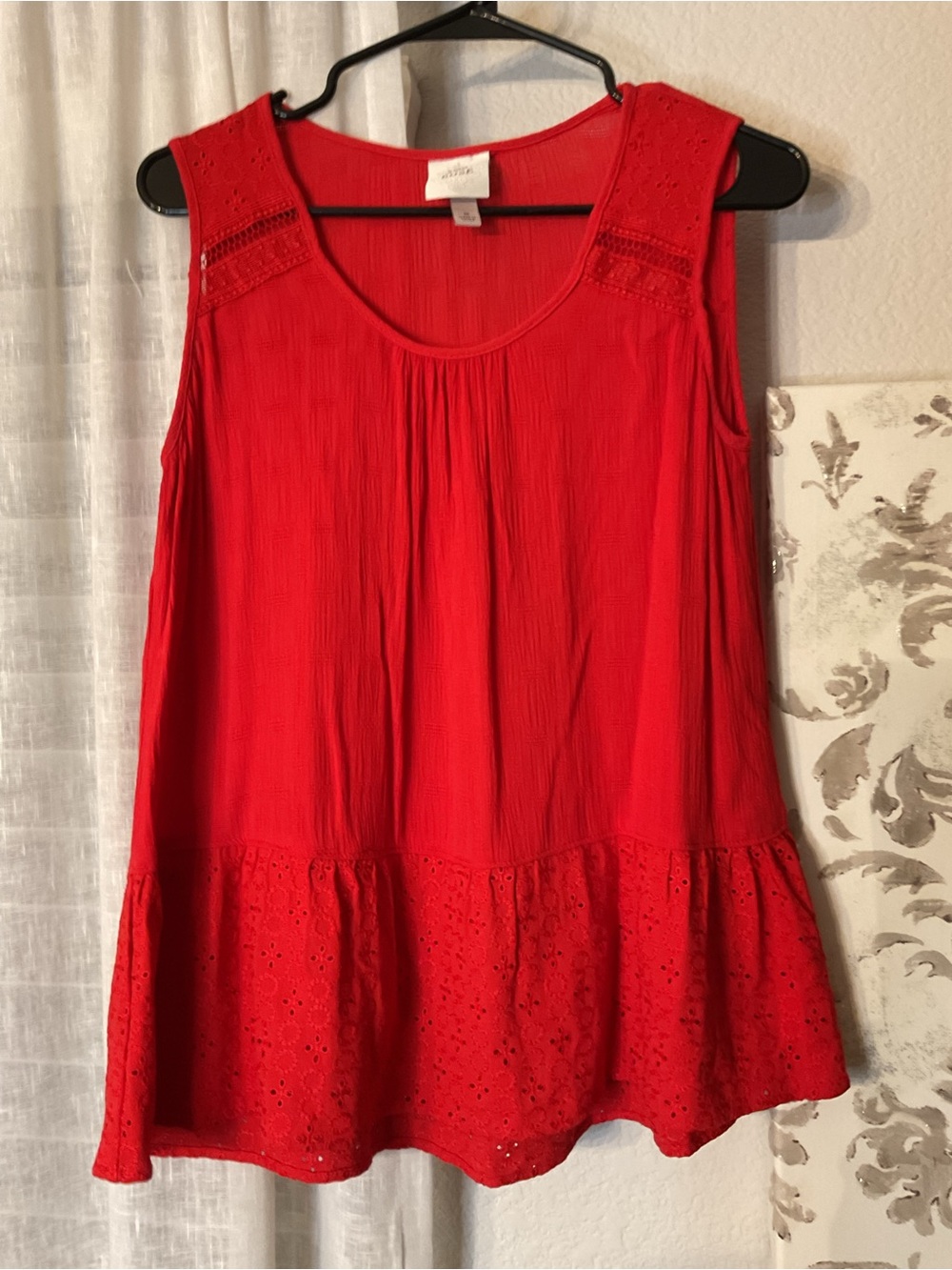 Knox Rose Bright Red Sleeveless Eyelet-Hem Tunic Top